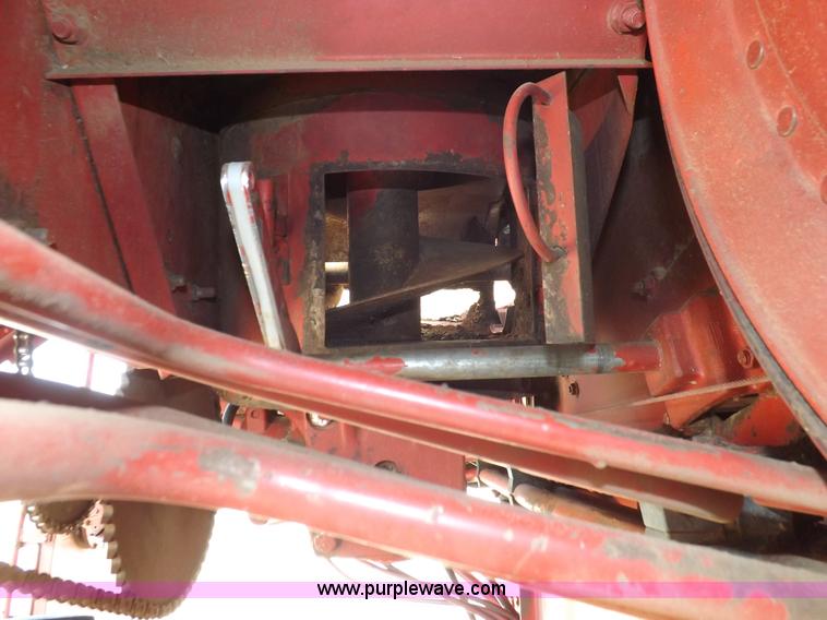 image for item I7750 1992 Case IH 1680 Axial-Flow 222BC combine