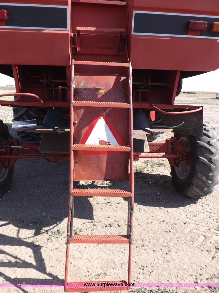 image for item I7750 1992 Case IH 1680 Axial-Flow 222BC combine