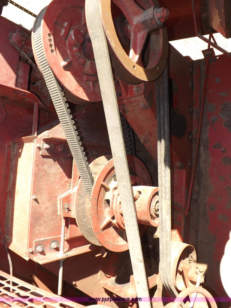 image for item I7750 1992 Case IH 1680 Axial-Flow 222BC combine