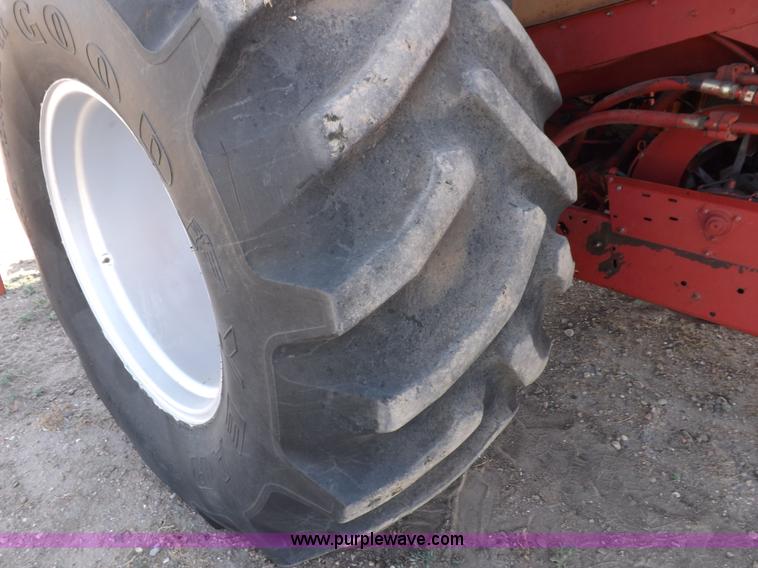 image for item I7750 1992 Case IH 1680 Axial-Flow 222BC combine