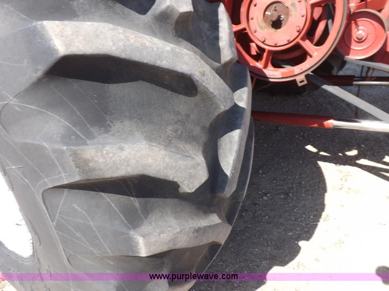 image for item I7750 1992 Case IH 1680 Axial-Flow 222BC combine