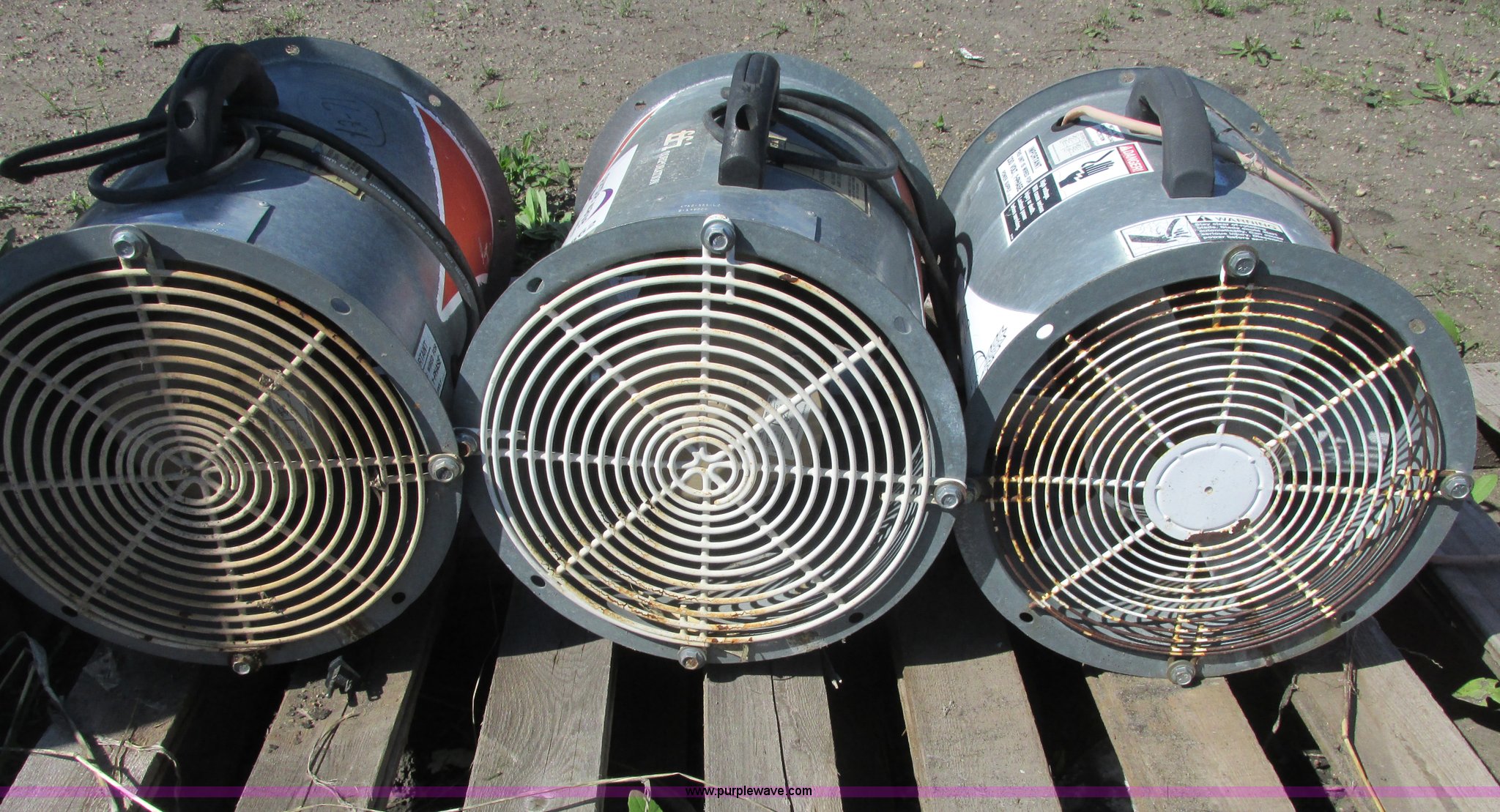 Farm Fan grain bin fan in Kensington, MN Item A8562 sold Purple Wave