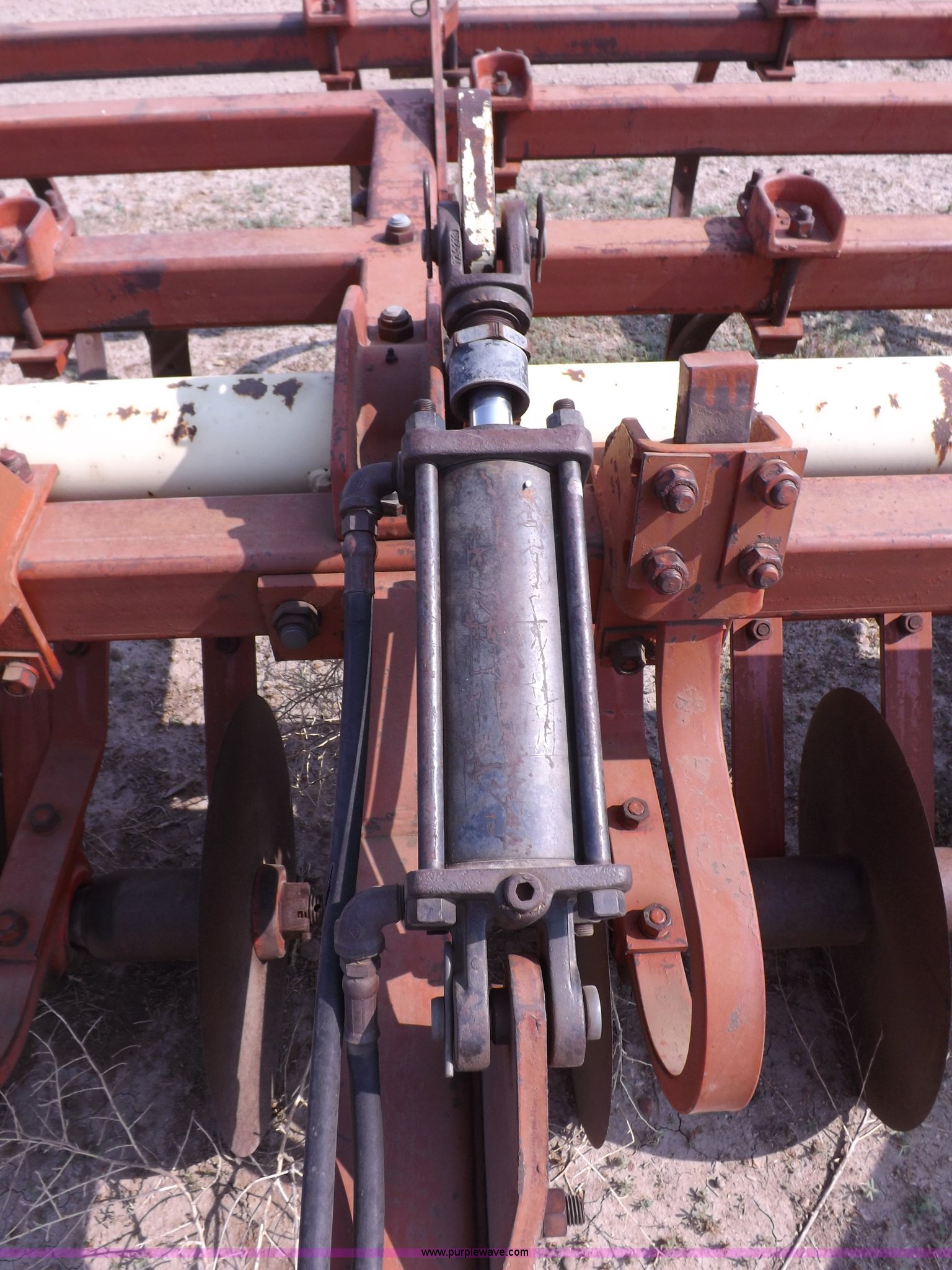 Krause 15' cultivator in Sublette, KS Item I7746 sold Purple Wave