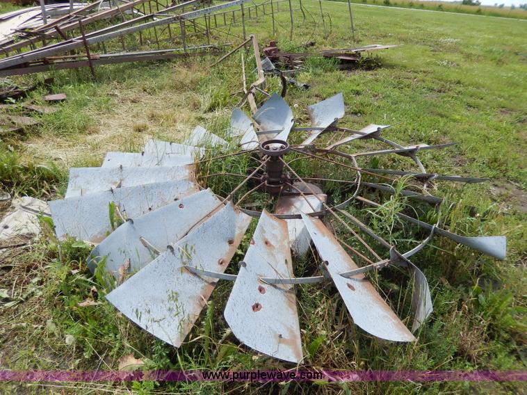 image for item AA9328 (3) windmill towers