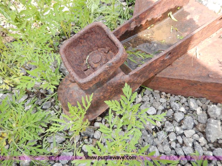 image for item AA9330 Lawn roller