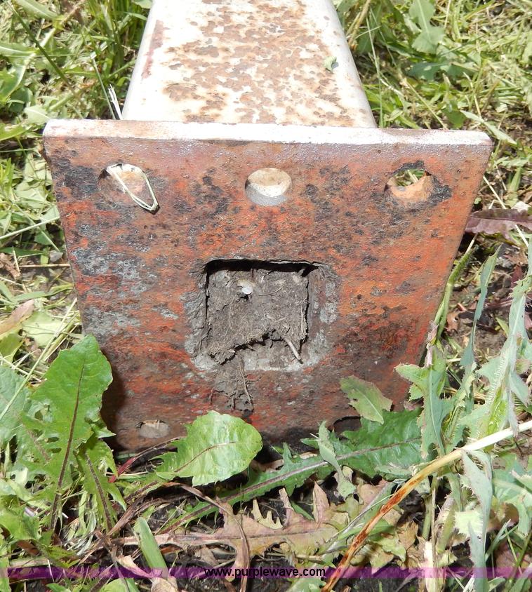 image for item AA9333 Massey-Ferguson 95 tractor loader