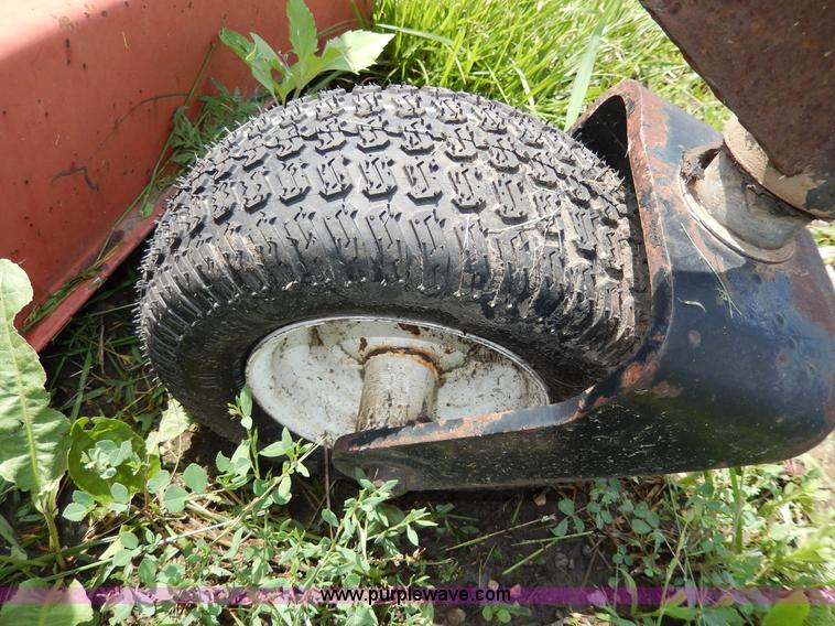 image for item AA9335 Bush Hog ATH900 finish mower