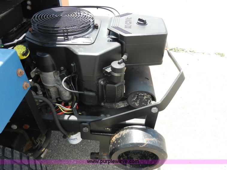 image for item AA9337 Dixon 7523 ZTR lawn mower