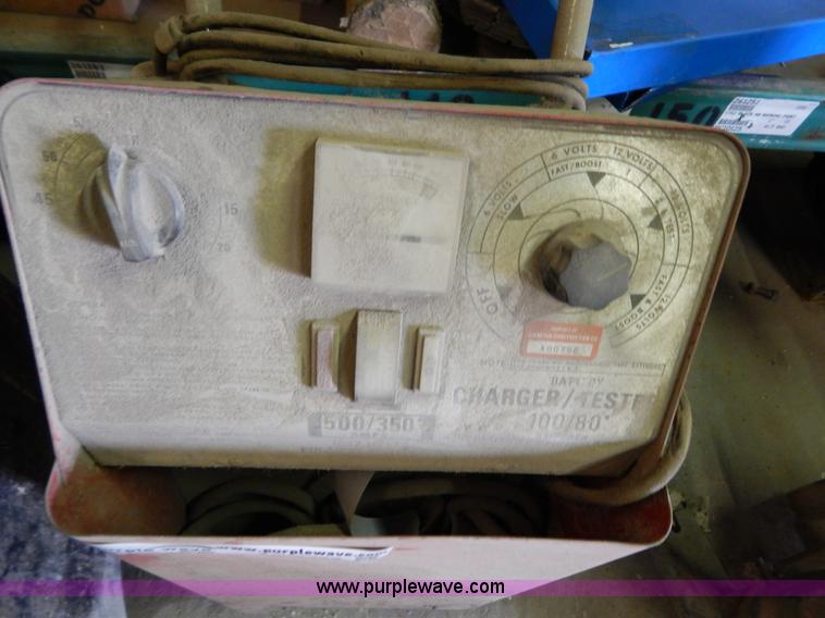 image for item AC9482 (4) battery chargers