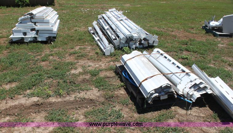 image for item AE9193 (52) fluorescent light fixtures