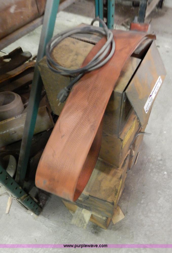 image for item AE9787 (6) 55 gallon drum heaters