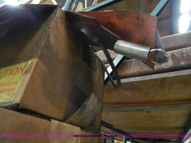 image for item AE9787 (6) 55 gallon drum heaters