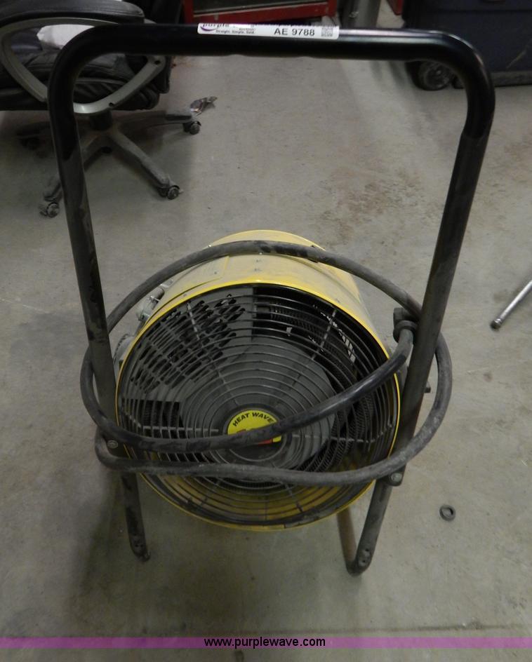 image for item AE9788 Fostoria electric heater