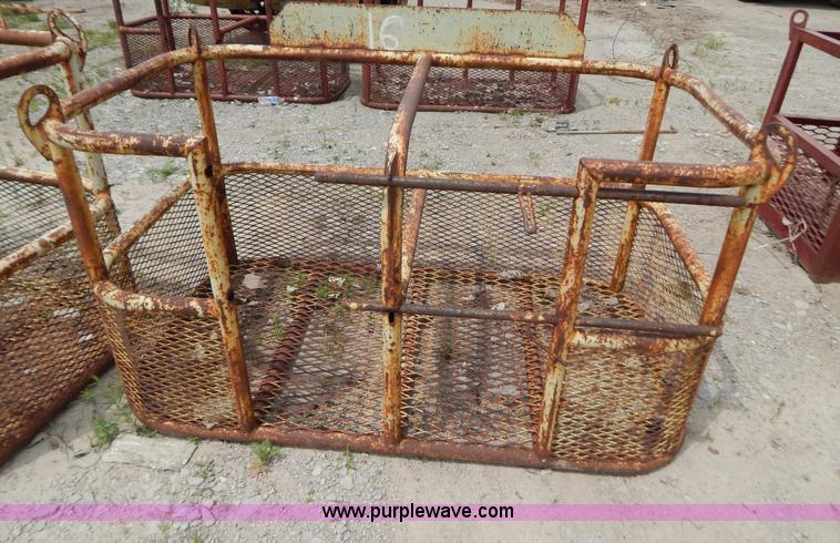 image for item AE9793 (2) oxygen acetylene storage racks