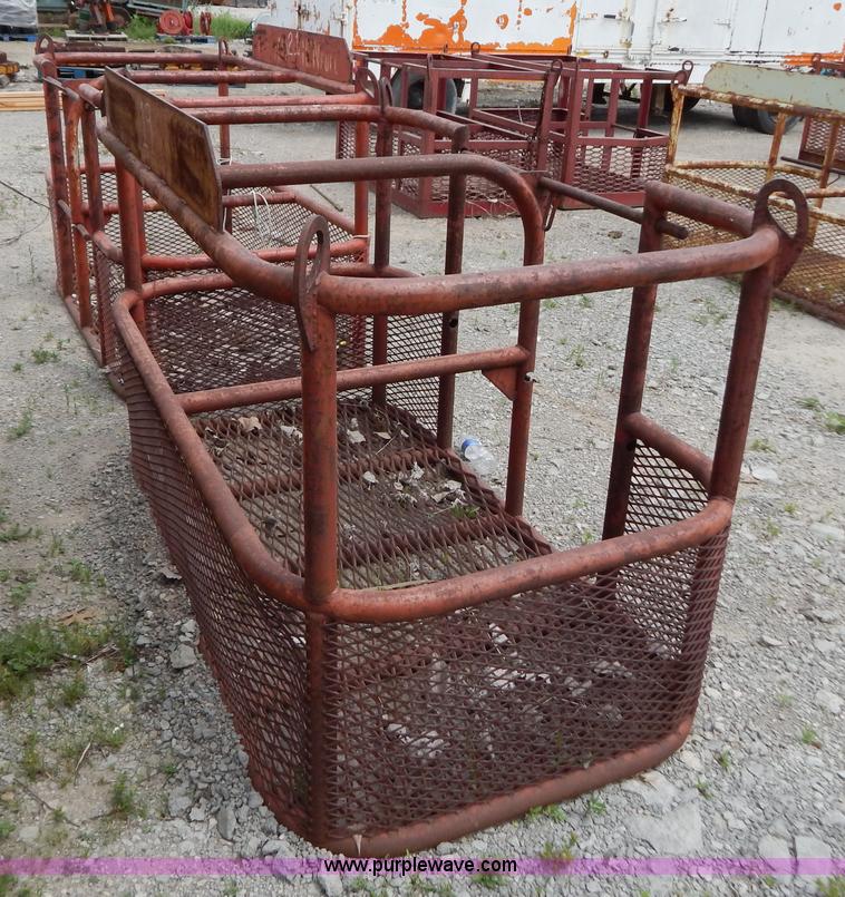 image for item AE9794 (2) oxygen acetylene storage racks