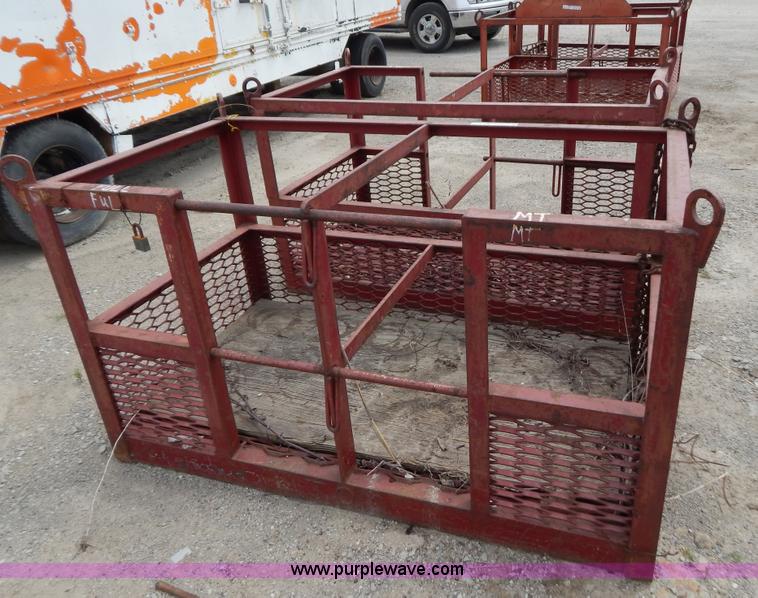 image for item AE9795 (2) oxygen/acetylene storage racks
