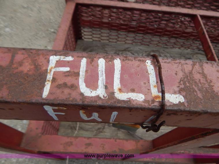 image for item AE9795 (2) oxygen/acetylene storage racks