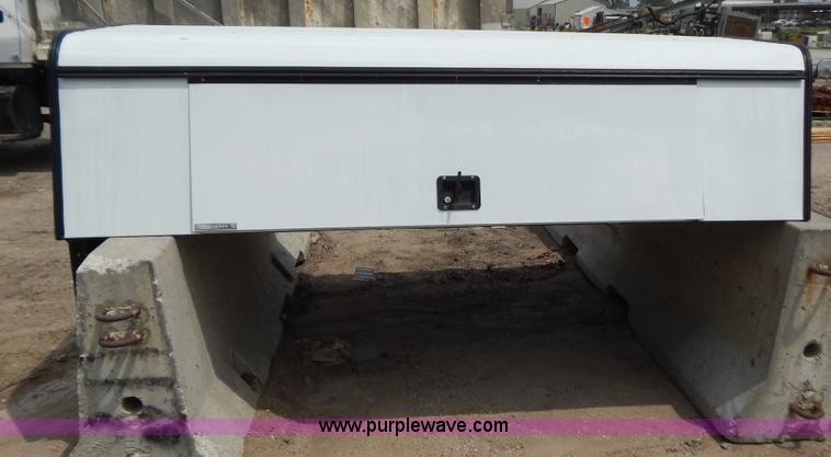 image for item AE9797 Pro Series truck topper