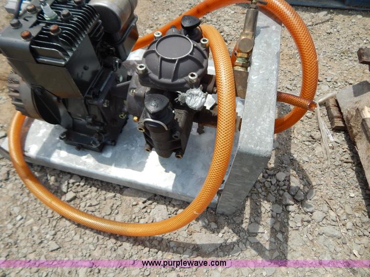 image for item AE9805 Transfer pump