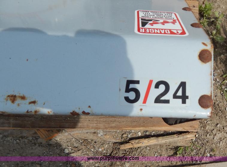 image for item AE9808 Craftsman snow blower