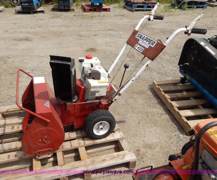 image for item AE9812 Snapper I922 snow blower