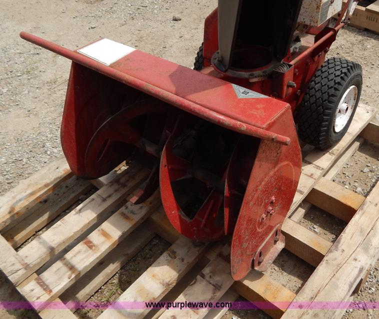 image for item AE9812 Snapper I922 snow blower