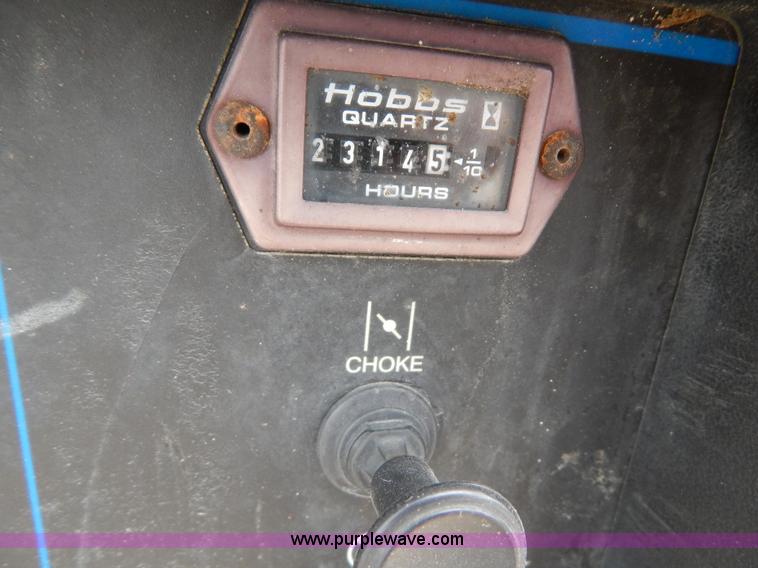 image for item AE9819 Miller Bobcat 250NT welder/generator