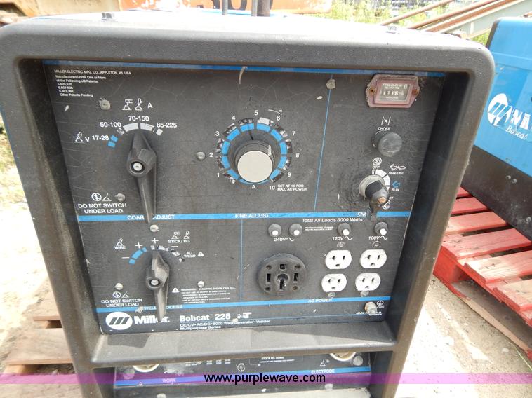 image for item AE9820 Miller Bobcat 225NT welder/generator