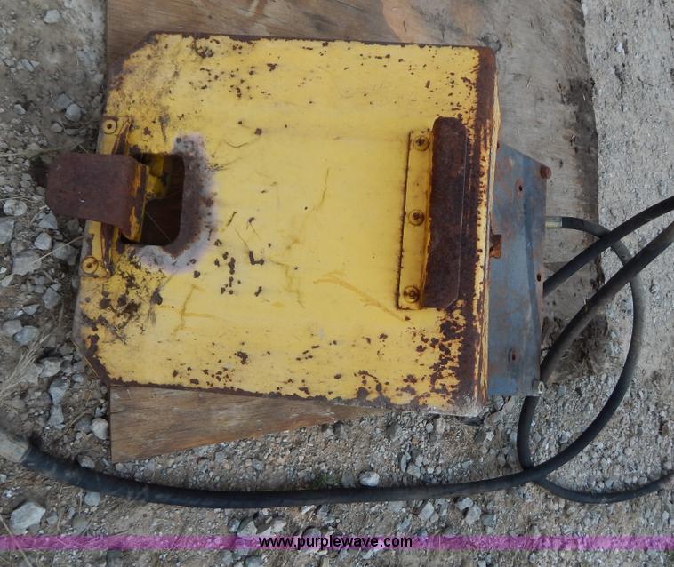 image for item AE9842 Perkins poly cart tipper