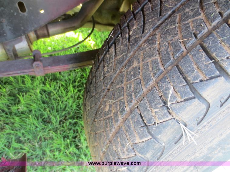 image for item D5981 1985 Chevrolet C10 pickup truck