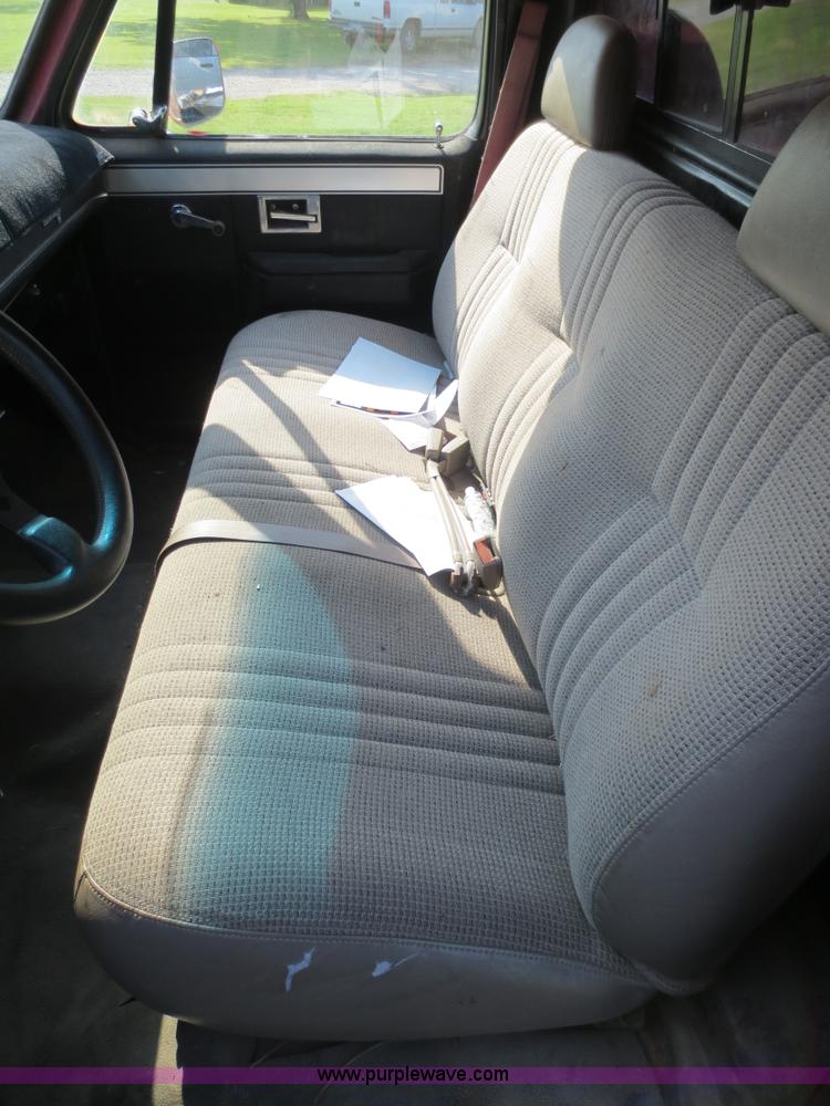 image for item D5981 1985 Chevrolet C10 pickup truck