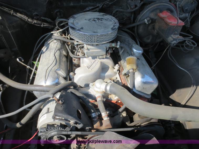 image for item D5981 1985 Chevrolet C10 pickup truck