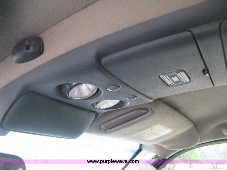 image for item D8401 2002 Chevrolet Silverado 1500 LT Extended Cab pickup truck