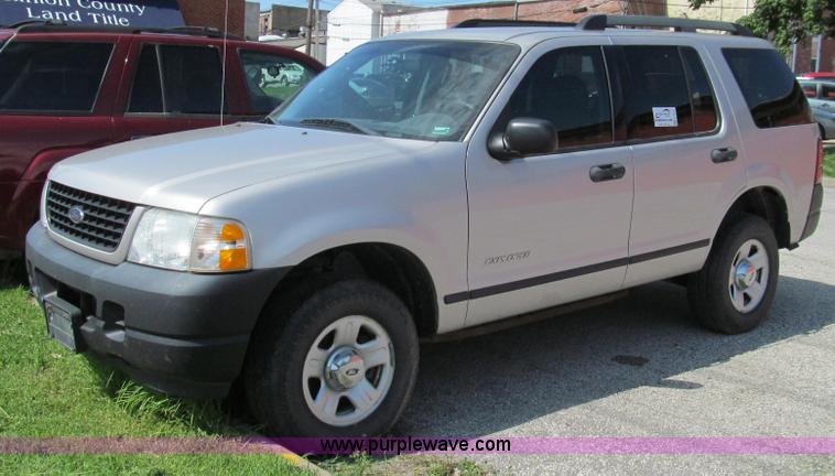 image for item G2007 2005 Ford Explorer XLS SUV