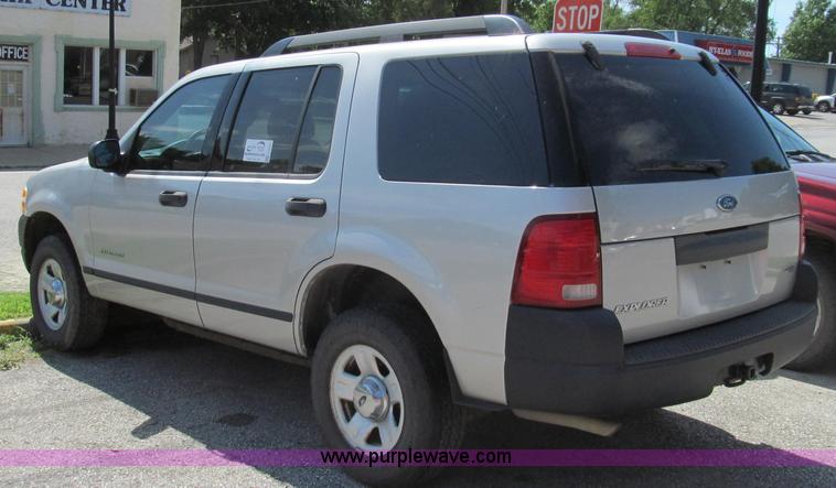 image for item G2007 2005 Ford Explorer XLS SUV