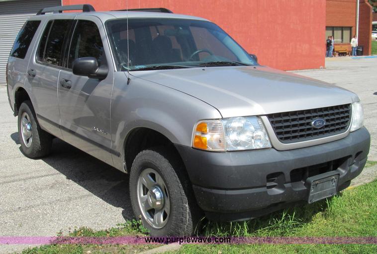 image for item G2007 2005 Ford Explorer XLS SUV