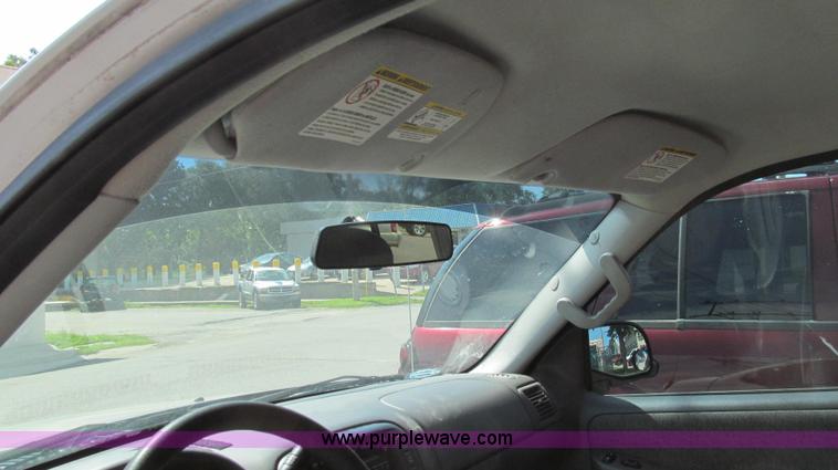 image for item G2007 2005 Ford Explorer XLS SUV