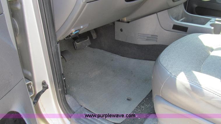 image for item G2007 2005 Ford Explorer XLS SUV