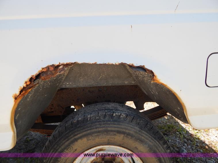 image for item G3258 1995 Ford F250 XL pickup truck