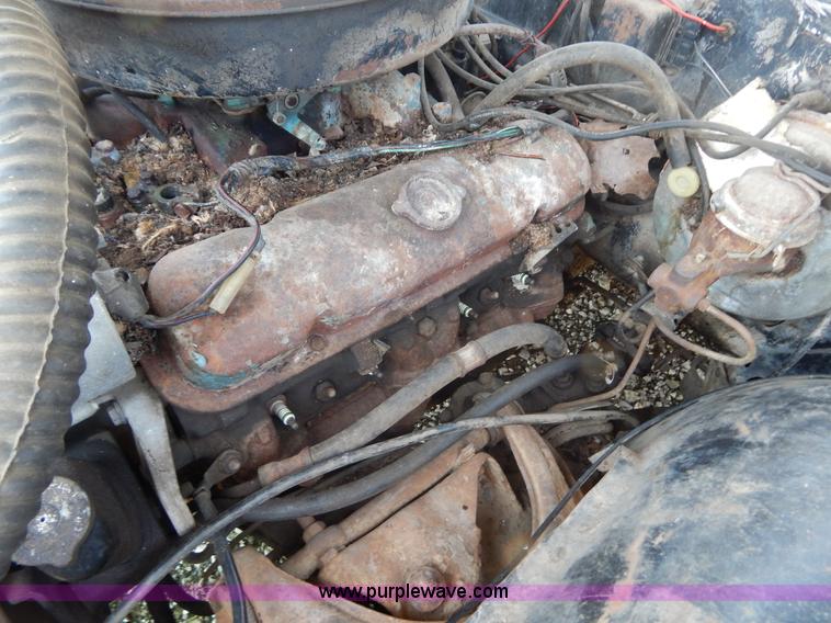 image for item G3259 1969 Pontiac Bonneville convertible