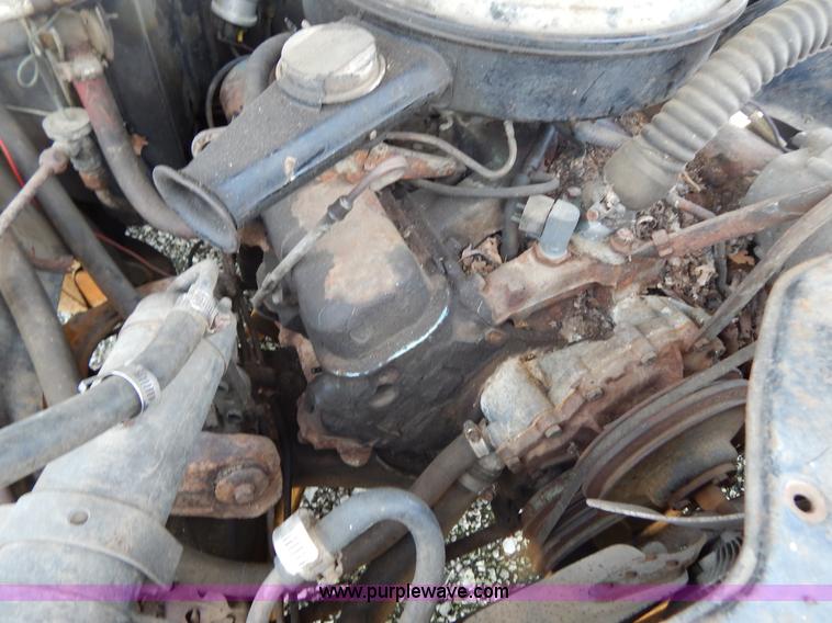 image for item G3259 1969 Pontiac Bonneville convertible