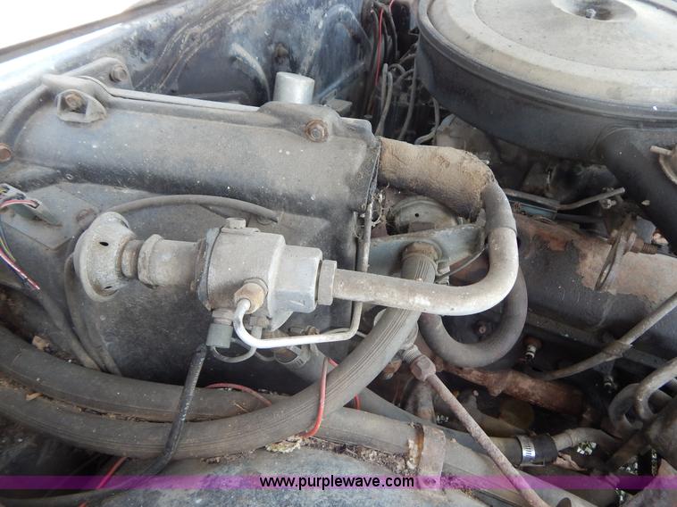 image for item G3259 1969 Pontiac Bonneville convertible