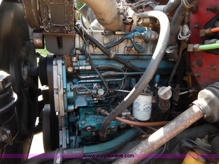 image for item G3265 1997 International 4900 refuse truck