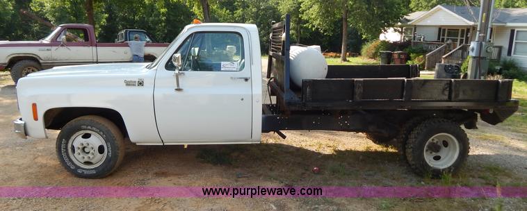 image for item G3267 1976 Chevrolet Custom Deluxe 30 flatbed truck