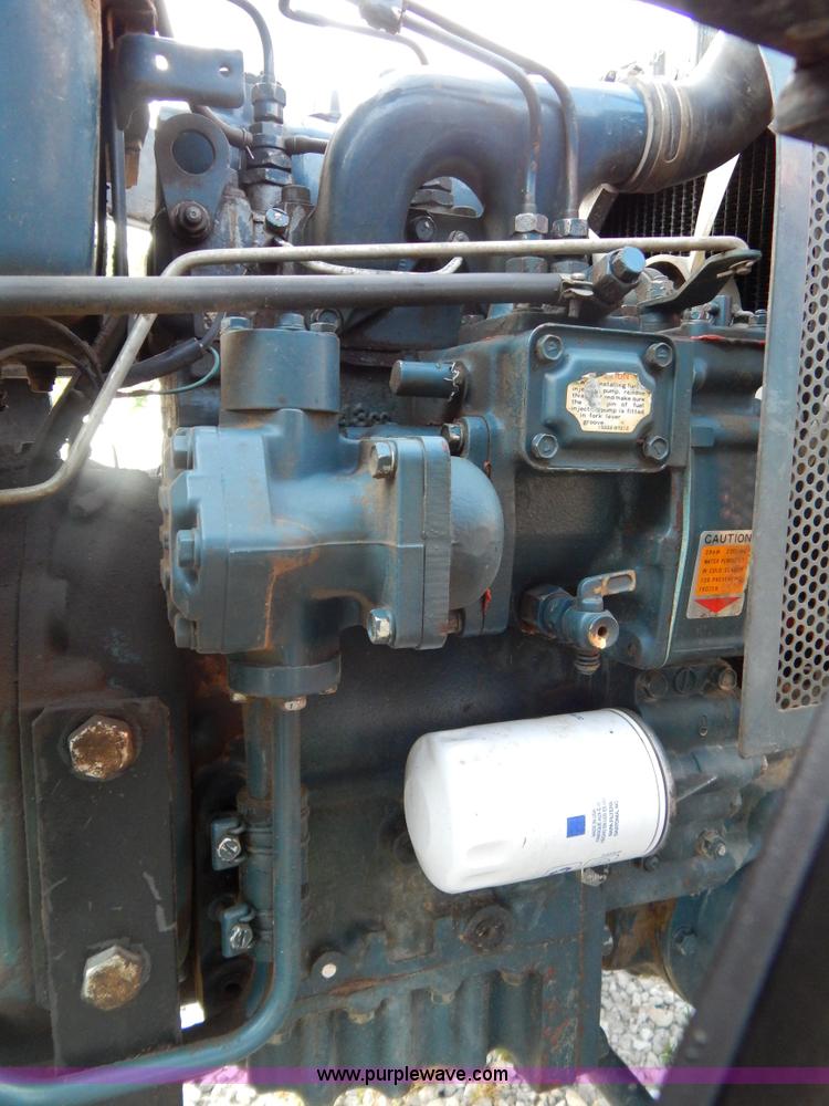 image for item G3269 Kubota L185DT MFWD tractor