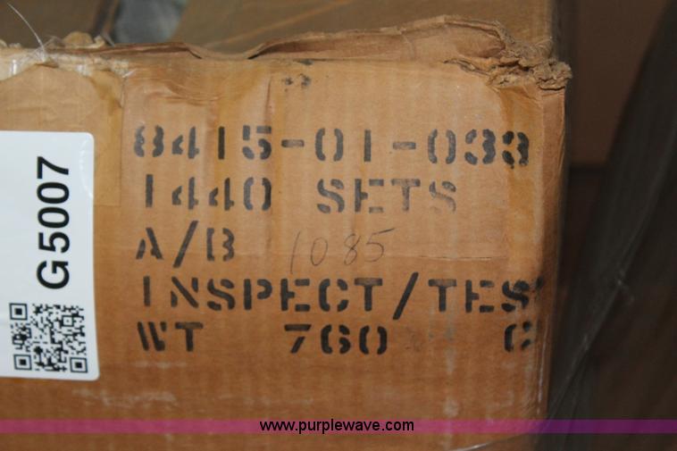 image for item G5007 Approximately 900 chemical protective gloves