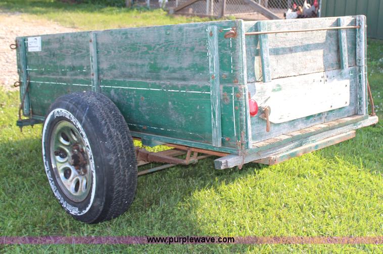 image for item G5008 Antique grain trailer
