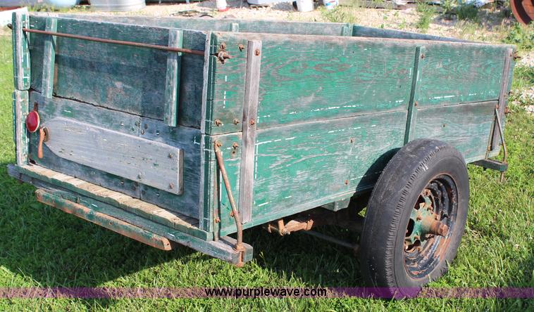 image for item G5008 Antique grain trailer
