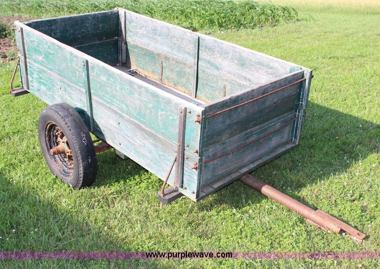 image for item G5008 Antique grain trailer