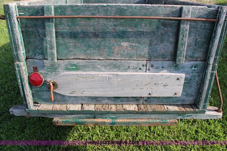 image for item G5008 Antique grain trailer